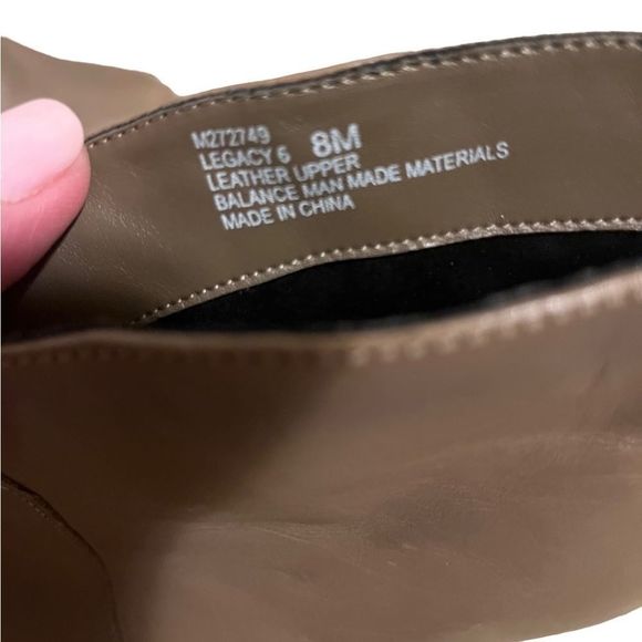 Me Too Brownish Gray Leather Heeled Ankle Boots Size 8 - good condition! - Picture 11 of 15